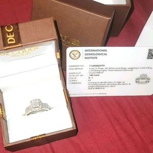 IGI Certified 10K White Gold 1ct Bridal Set